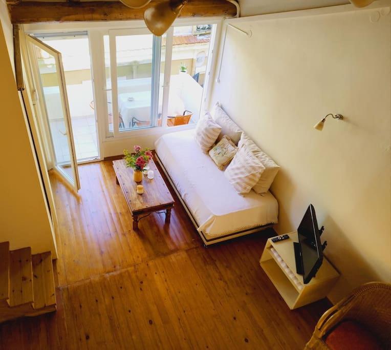 Mary'S Bright Apartment - Corfu Old Town Екстериор снимка