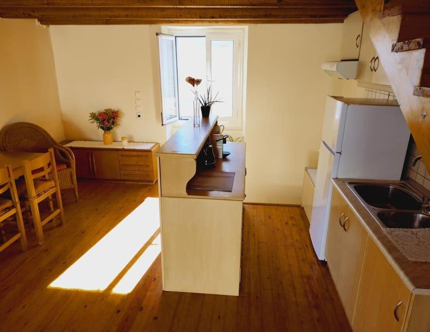 Mary'S Bright Apartment - Corfu Old Town Екстериор снимка