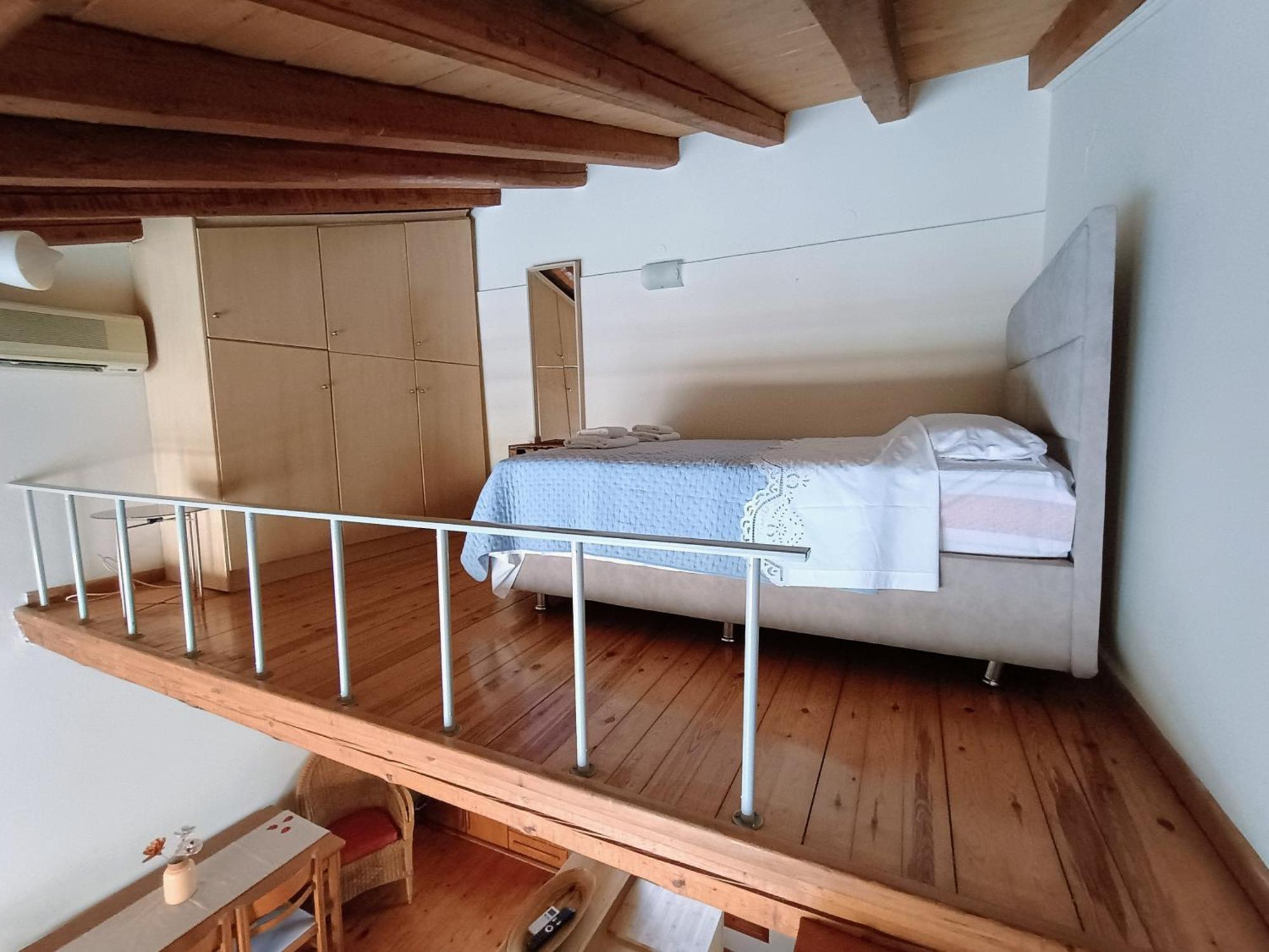 Mary'S Bright Apartment - Corfu Old Town Екстериор снимка